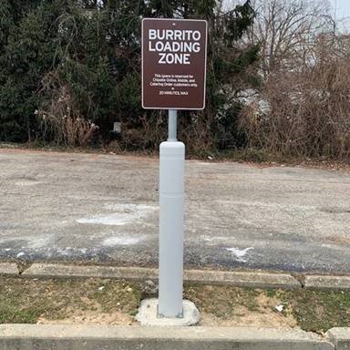 FlexPost Curbside Pickup Signpost Installation - Chipotle Mexican Grill