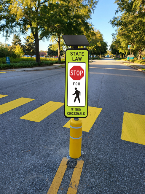 Shining Bright: The Case for Solar-Powered Signage in Parking Lots
