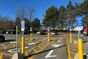 FlexPost parking lot signpost installation and removal services
